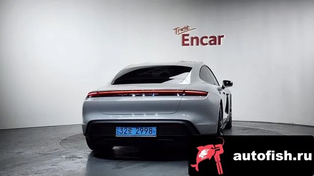 Porsche Taycan Taikan 2022 года - вид 4