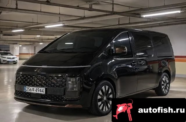 Hyundai Staria Staria 2025 года - похожие автомобили