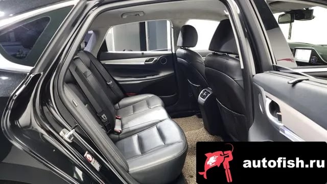 Hyundai Grandeur Granger IG 2018 года - похожие автомобили