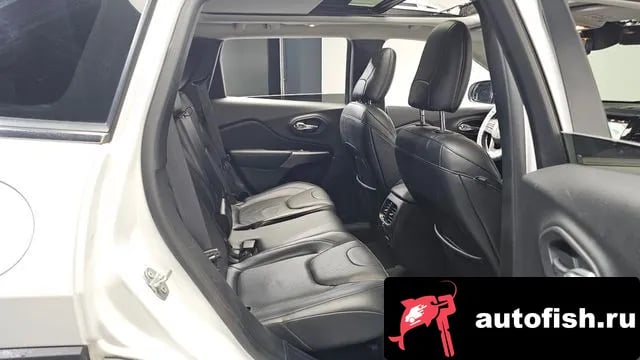 Jeep Cherokee Cherokee (KL) 2020 года - похожие автомобили