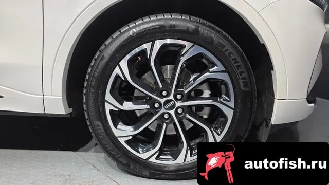 Lincoln Nautilus Nautilus 2nd Generation 2025 года - вид 5