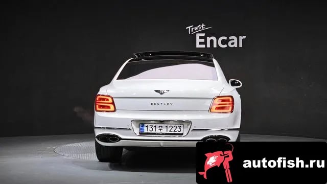 Bentley Flying Spur Flying Spur 3rd Generation 2022 года - похожие автомобили