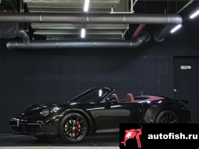 Porsche 911 911 (992) 2020 года - вид 3