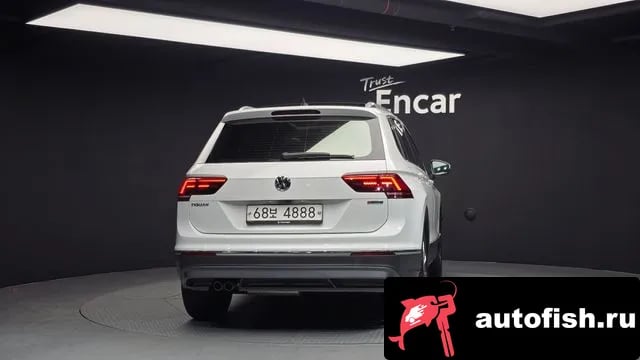 Volkswagen Tiguan Tiguan second Generation 2018 года - вид 4