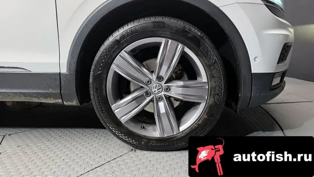 Volkswagen Tiguan Tiguan second Generation 2018 года - вид 5