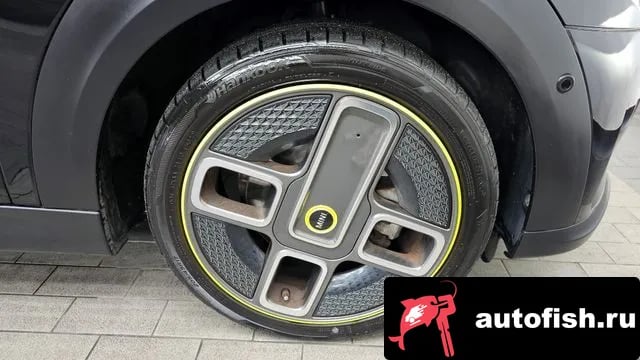 Mini Cooper Cooper Electric 2023 года - вид 5