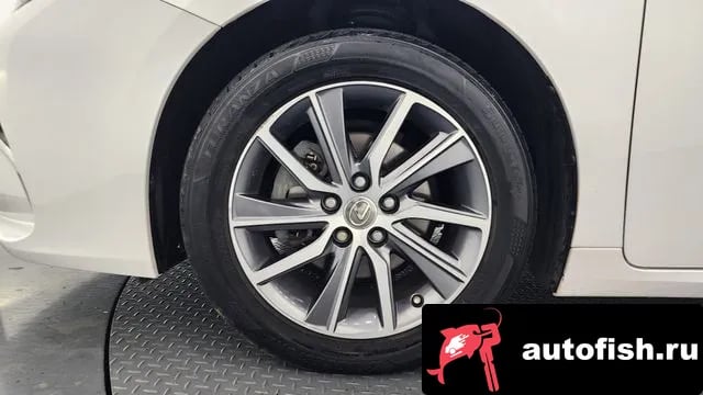 Lexus ES New ES300h 2018 года - вид 5