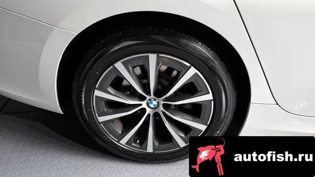 BMW 3-Series 3 Series (G20) 2020 года - похожие автомобили