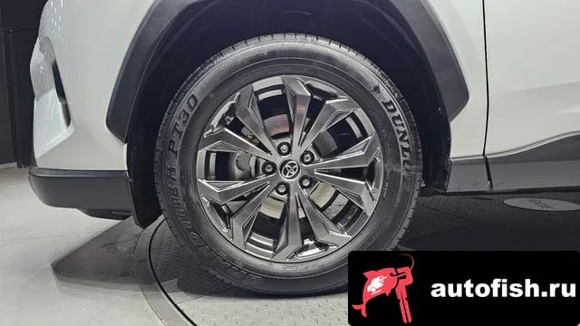 Toyota RAV4 RAV4 5th Generation 2023 года - вид 5