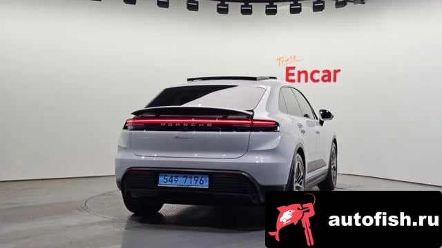 Porsche Macan Makan EV 2025 года - вид 4