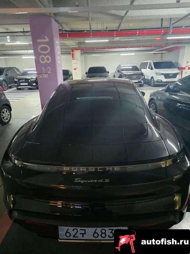 Porsche Taycan Taikan 2025 года - вид 2