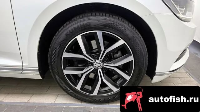 Volkswagen Passat Passat GT (B8) 2018 года - вид 5