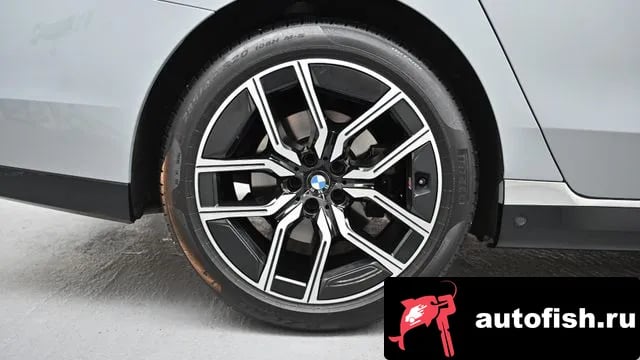 BMW 7-Series 7 Series (G70) 2024 года - вид 5