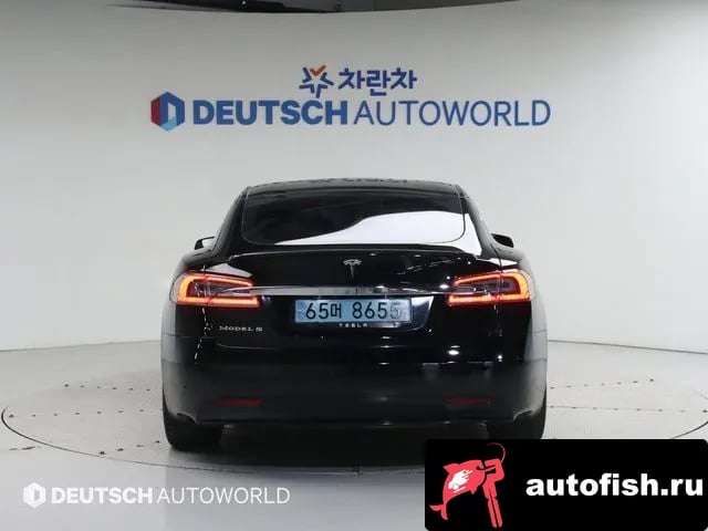 Tesla Model S Model S 2019 года - вид 4