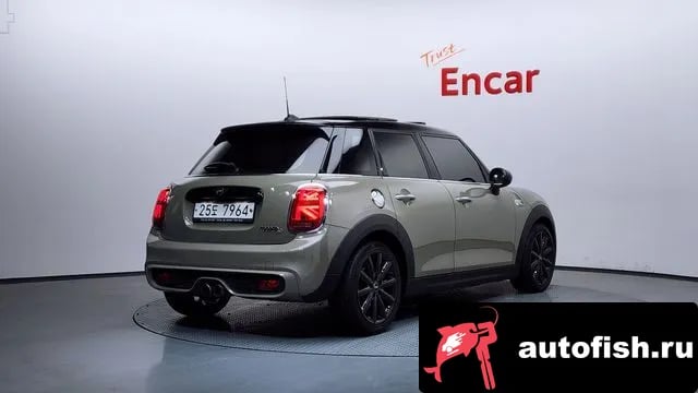 Mini Cooper Cooper S 2018 года - вид 2