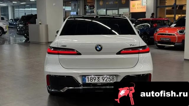BMW 7-Series 7 Series (G70) 2025 года - вид 4