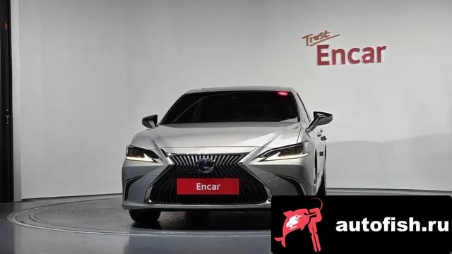 Lexus ES ES300h 7th generation 2019 года - вид 3