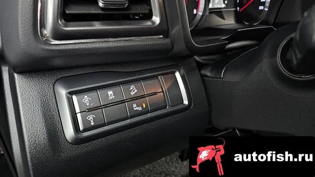 KG Mobility (Ssangyong) TIBOLI Berry New Tivoli 2021 года - похожие автомобили