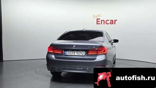 BMW 5-Series 5 Series (G30) 2018 года - вид 4