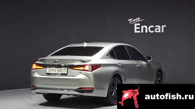 Lexus ES ES300h 7th generation 2024 года - вид 2