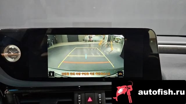 Lexus ES ES300h 7th generation 2024 года - похожие автомобили