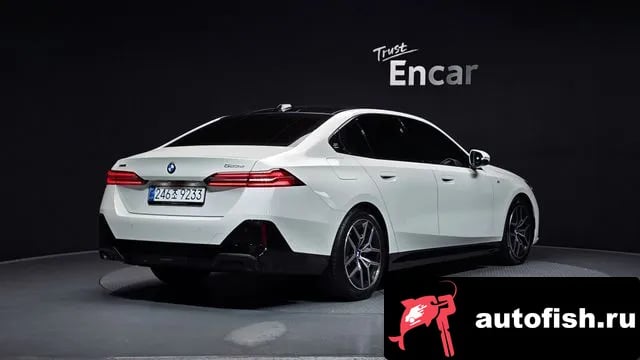 BMW 5-Series 5 Series (G60) 2025 года - вид 2