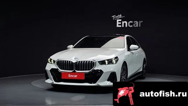 BMW 5-Series 5 Series (G60) 2025 года - вид 3