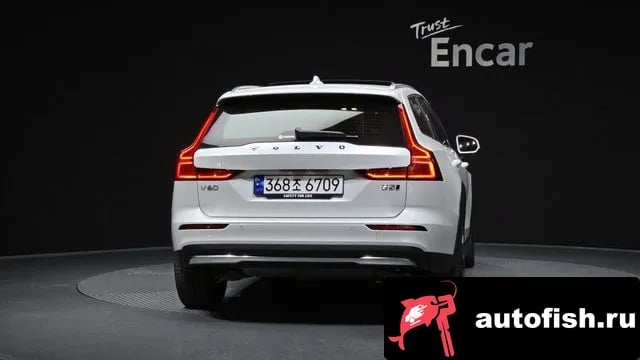 Volvo V60 V60 Cross-country 2nd Generation 2023 года - вид 4
