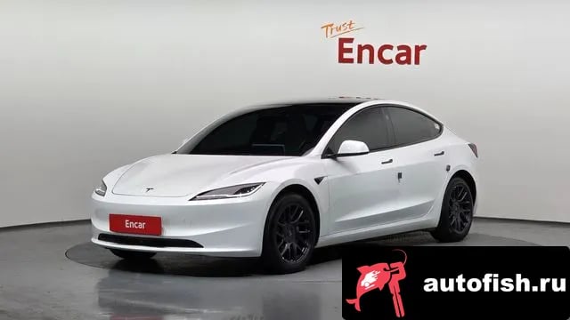 Tesla Model 3 Model 3 2024 года - автомобиль из Южной Кореи