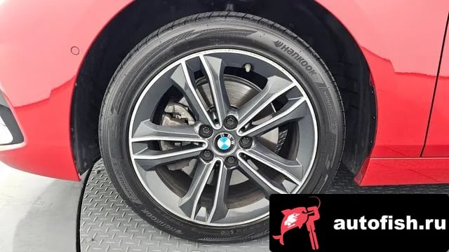 BMW 1-Series 1 Series (F40) 2020 года - вид 5