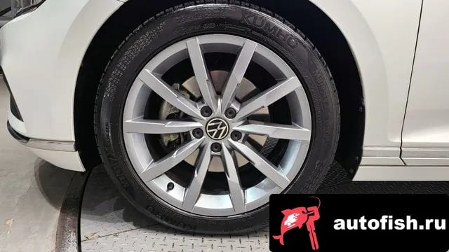 Volkswagen Passat Passat GT (B8) 2022 года - вид 5