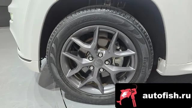 Jeep Cherokee Grand Cherokee 2020 года - вид 5