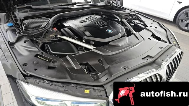 BMW 7-Series 7 Series (G11) 2021 года - вид 6