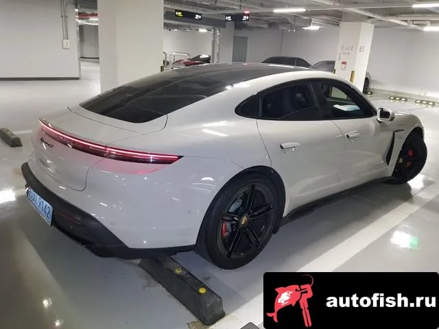 Porsche Taycan Taikan 2024 года - вид 6