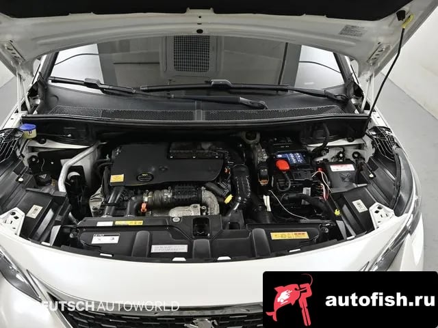 Peugeot 3008 3008 second generation 2018 года - вид 6