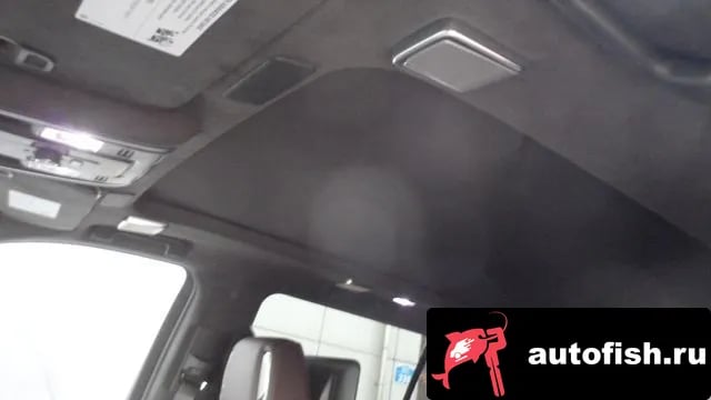 Cadillac Escalade Escalade 5th Generation 2022 года - похожие автомобили