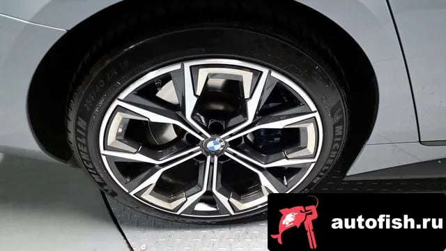 BMW 4-Series 4 Series (G22) 2023 года - похожие автомобили