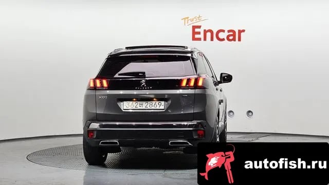 Peugeot 3008 3008 second generation 2019 года - вид 4