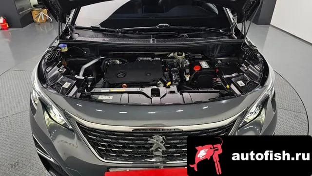 Peugeot 3008 3008 second generation 2019 года - вид 6