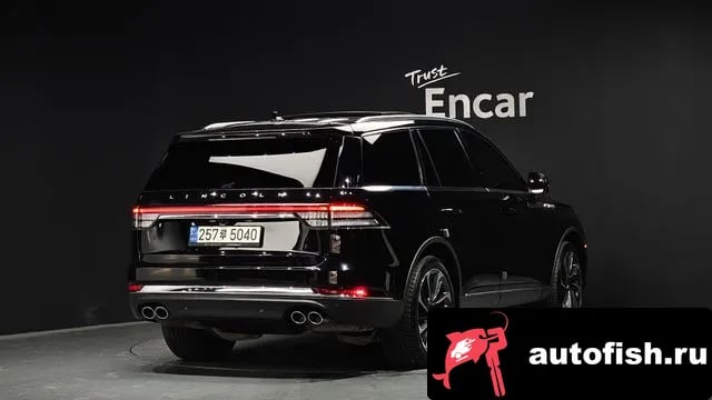 Lincoln Aviator Aviator 2nd generation 2021 года - вид 2