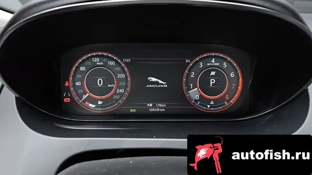 Jaguar E-PACE E-PACE 2018 года - похожие автомобили