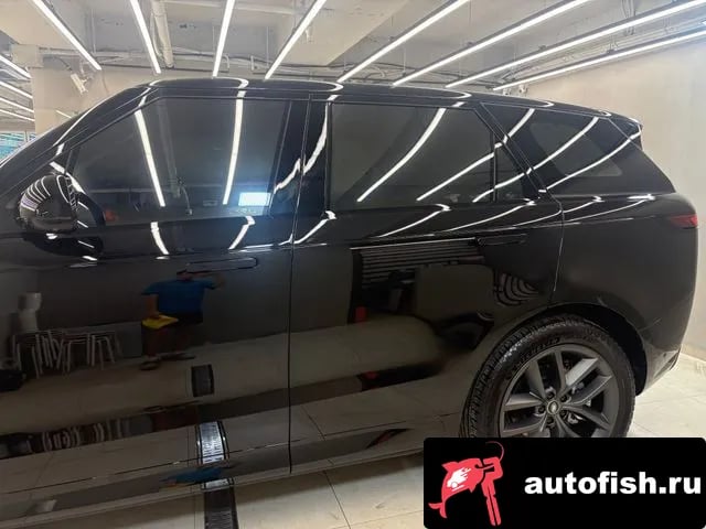 Land Rover Range Rover Sport Range Rover Sport 3rd Generation 2025 года - вид 4