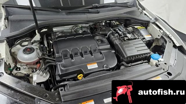 Volkswagen Tiguan Tiguan second Generation 2019 года - вид 6