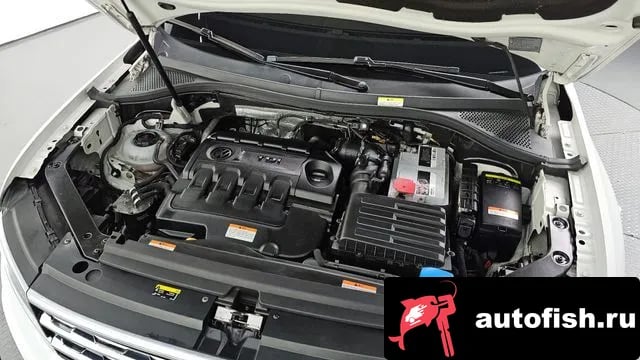 Volkswagen Tiguan Tiguan second Generation 2018 года - вид 5