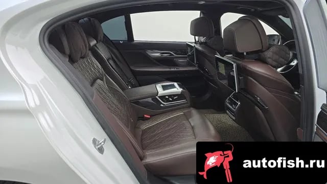 BMW 7-Series 7 Series (G11) 2021 года - похожие автомобили