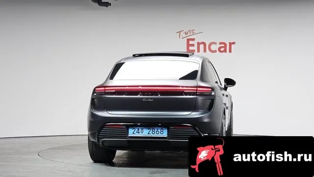 Porsche Macan Makan EV 2025 года - вид 3