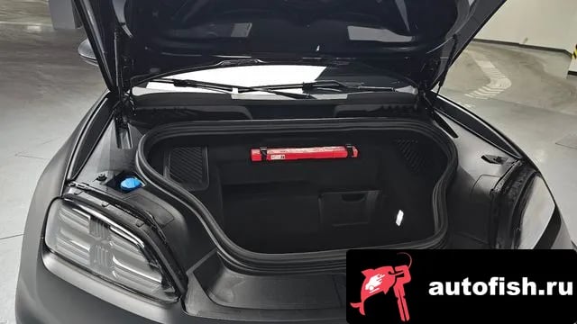 Porsche Macan Makan EV 2025 года - вид 5