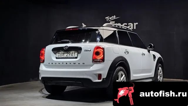 Mini Countryman Cooper Country Man 2019 года - вид 2