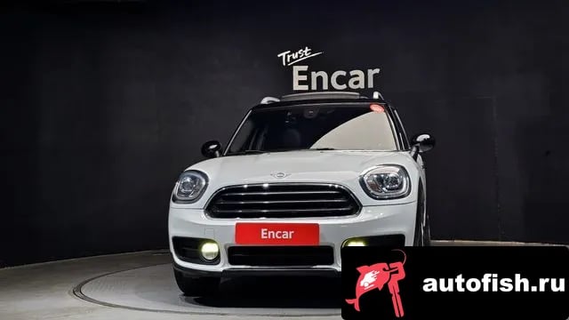 Mini Countryman Cooper Country Man 2019 года - вид 3
