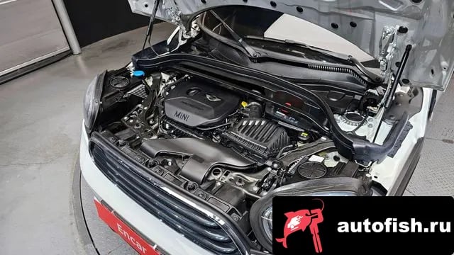Mini Countryman Cooper Country Man 2019 года - вид 6